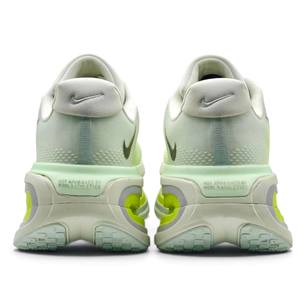 Nk Vomero Premium - Barely Volt