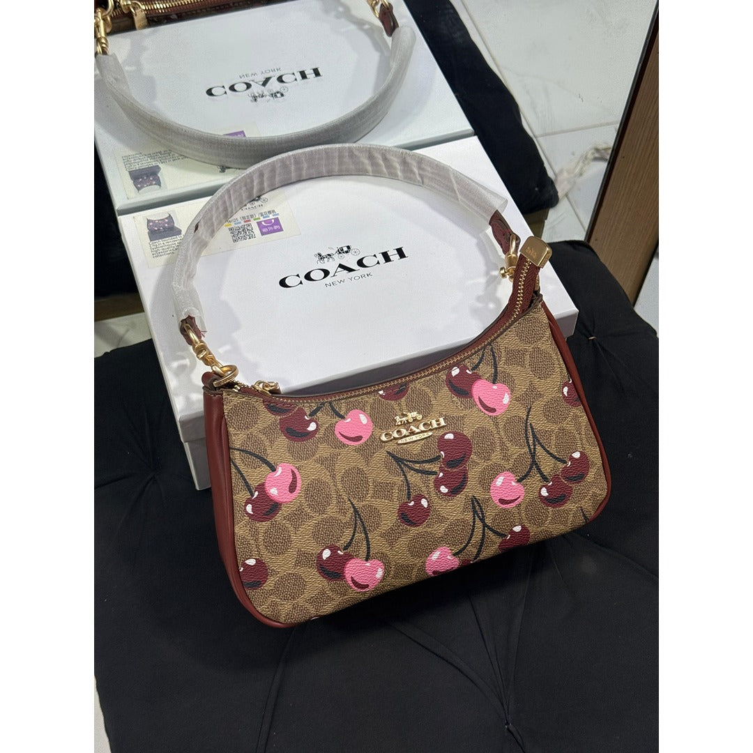 COH TERI SHOULDER BAG