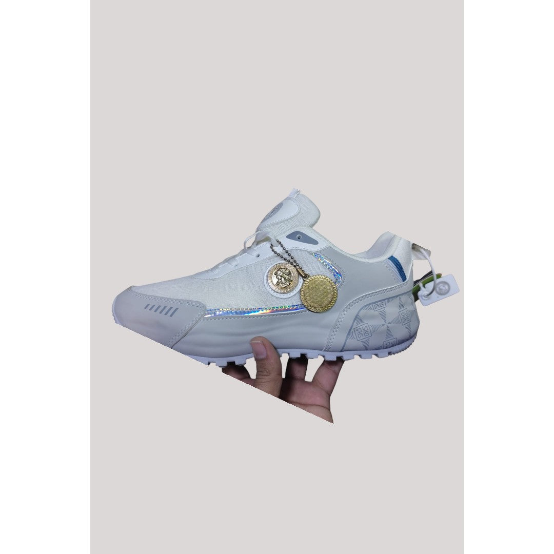 Premium White Sport Sneakers – Luxury Detail Edition