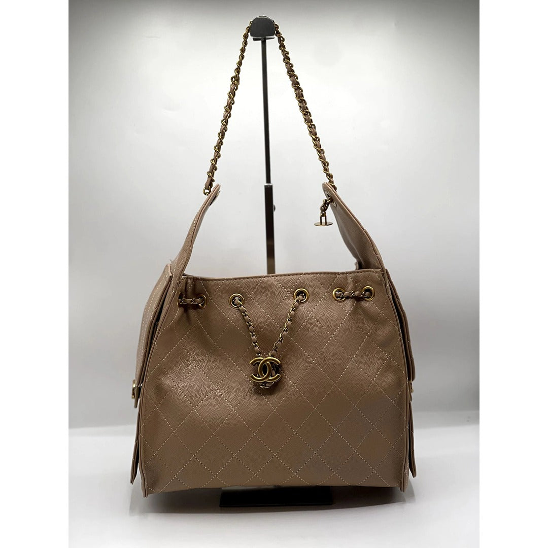 CHEL 25 HOBO QUILTED HANDBAG