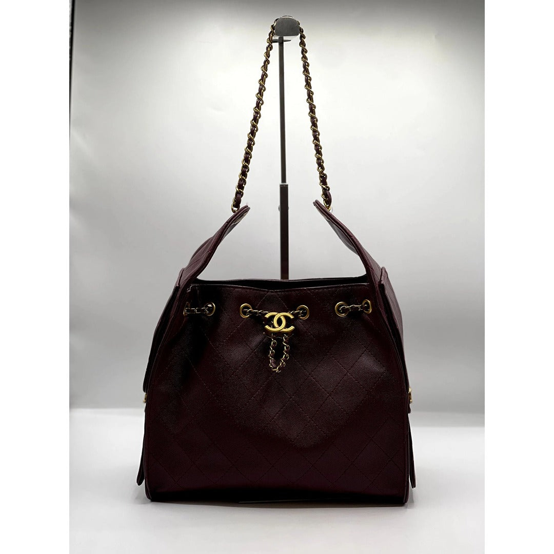 CHEL 25 HOBO QUILTED HANDBAG