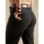 BR Curvy High Rise Black Straight Jeans