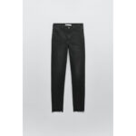 ZARA Black Mid Rise Crop Skinny Jeans