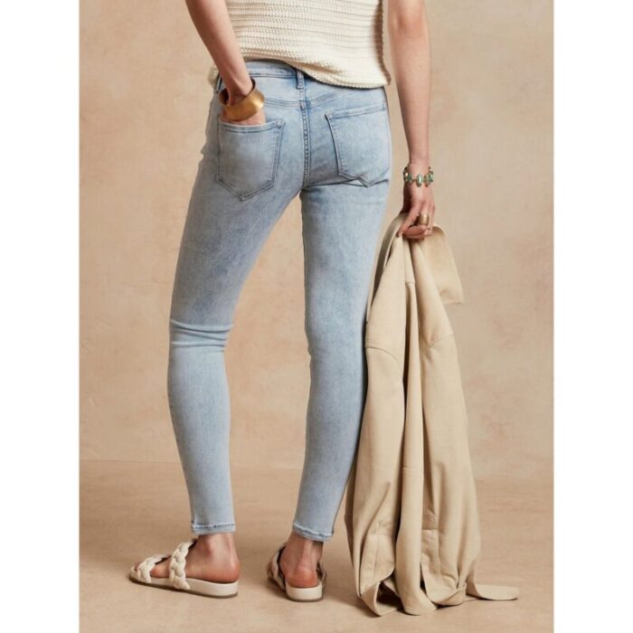 Banana Republic Light Acid Wash Mid Rise Skinny Jeans